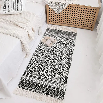 Black & White Bohemian Tassel Indoor Area Rug